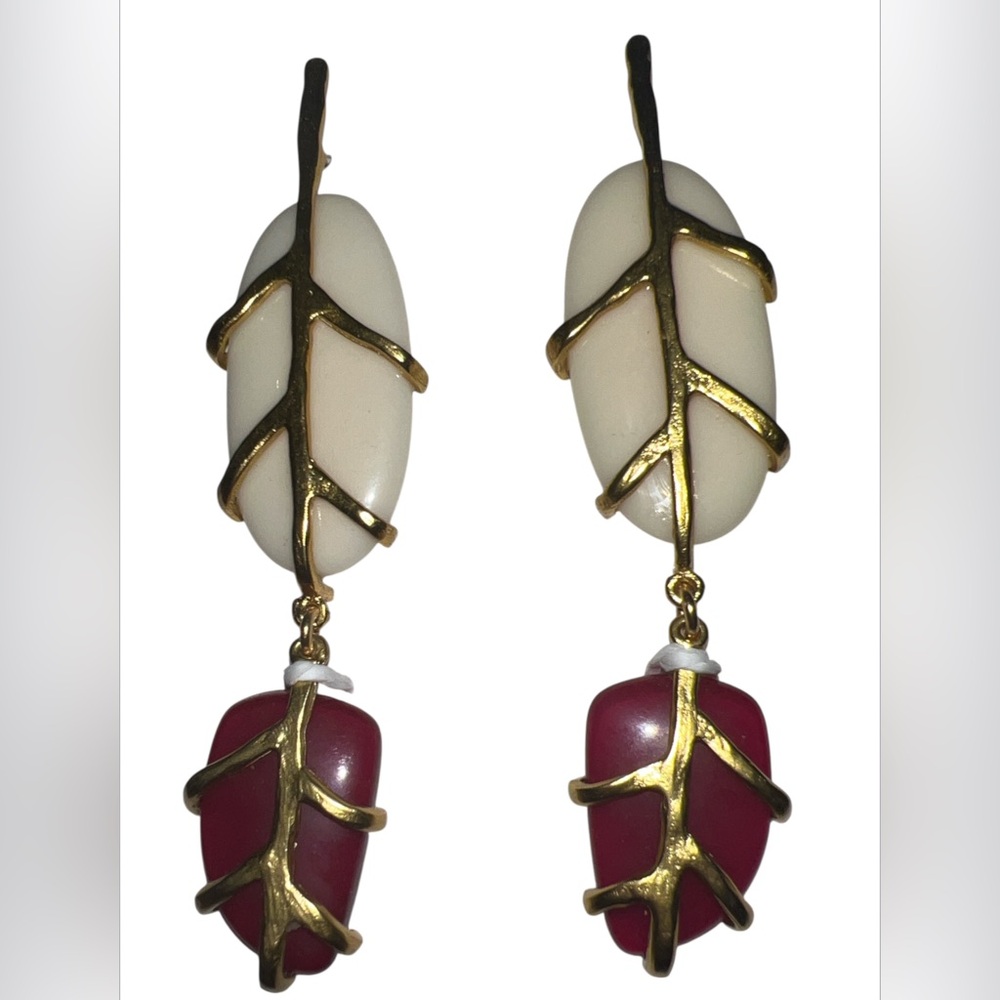 ZARA GOLDEN COLOURED RHINESTONE LEAF EARRINGS - Picture 3 of 3